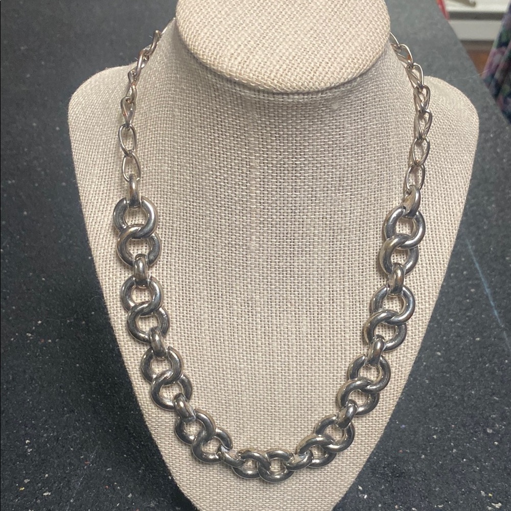 T Elegant Silver 90s Chain Necklace